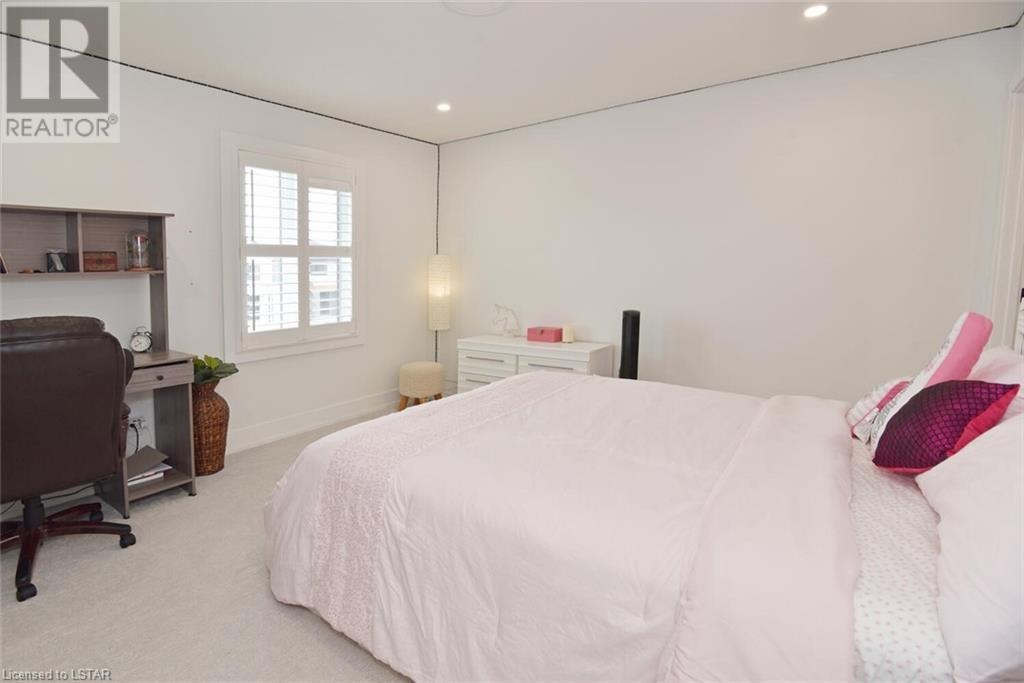 Listing 40476849 - Large Photo # 23
