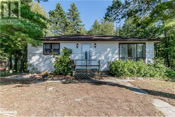 832 RIVER Road E, Wasaga Beach
