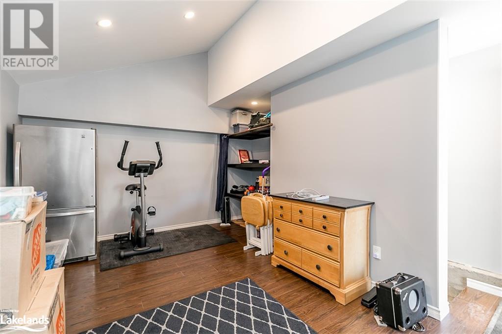 Listing 40476913 - Large Photo # 18