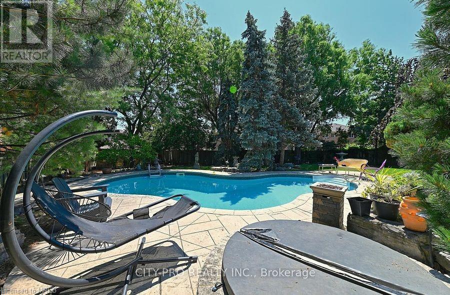 Listing 40476986 - Large Photo # 33