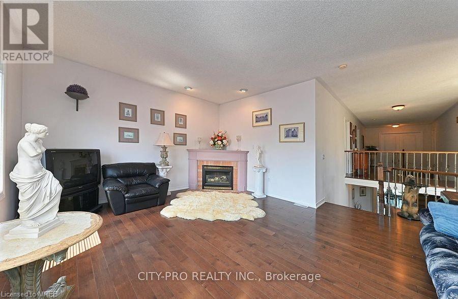 Listing 40476986 - Large Photo # 6