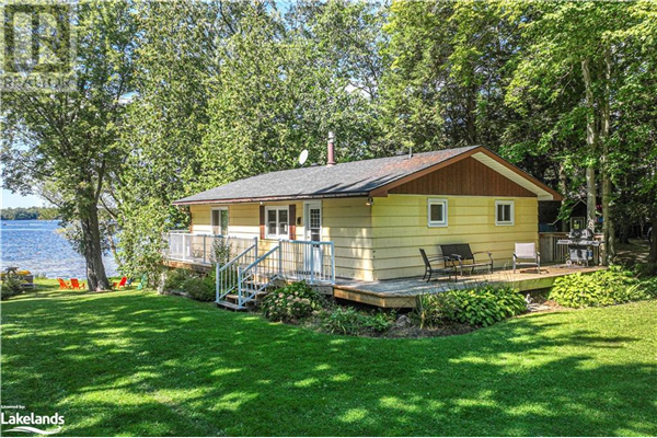 1063 SHALLOW BAY Road, Gravenhurst