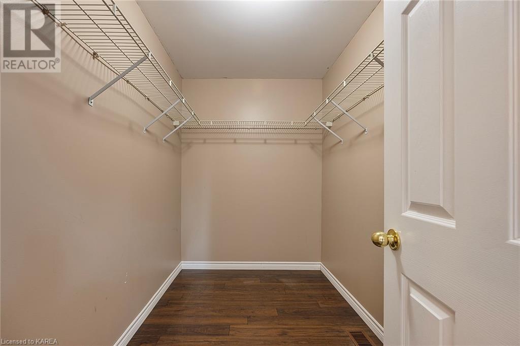 Listing 40477117 - Large Photo # 17