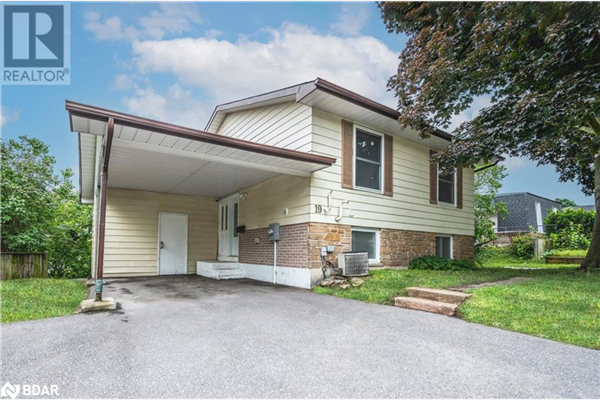 19 COLLETE Crescent, Barrie