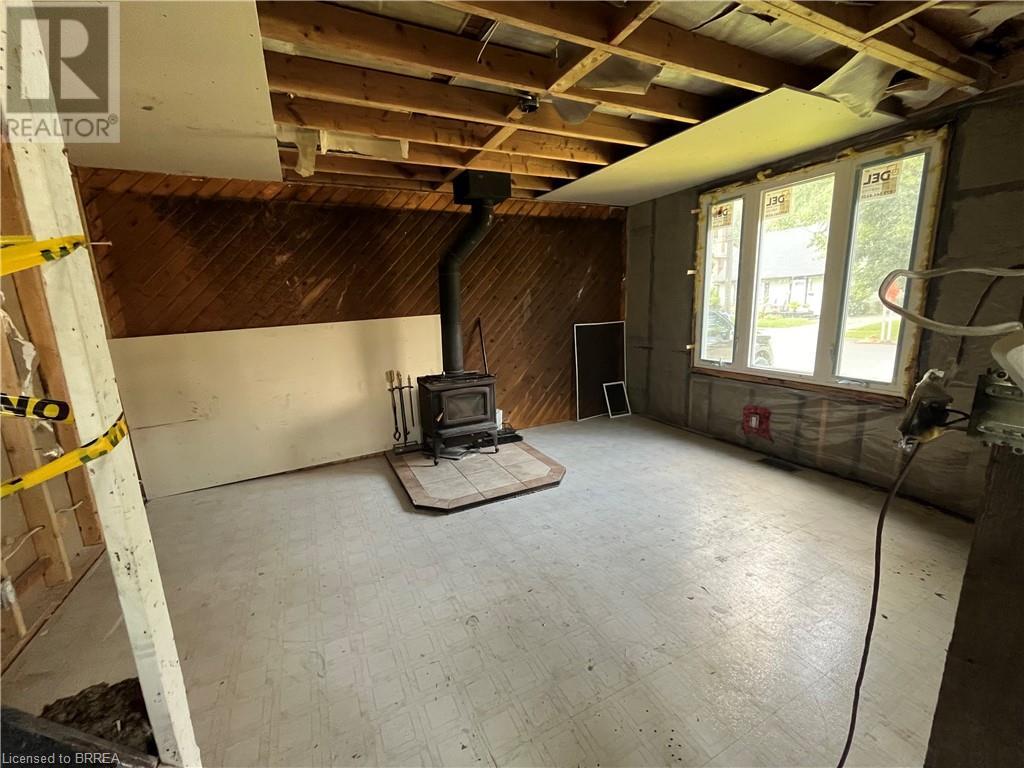 Listing 40477355 - Large Photo # 6