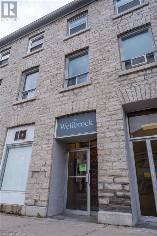 159 WELLINGTON Street Unit# 4