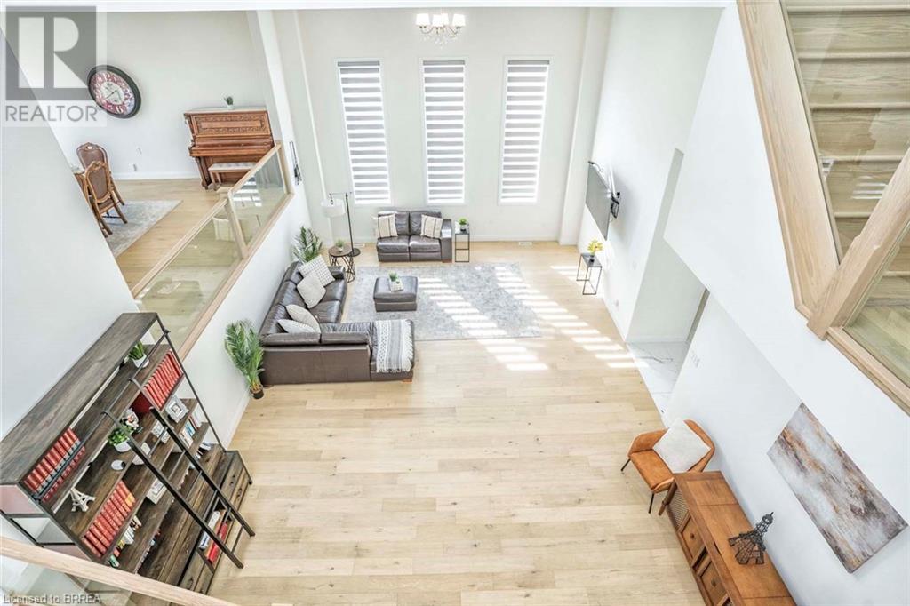 40 GRANDVILLE Circle