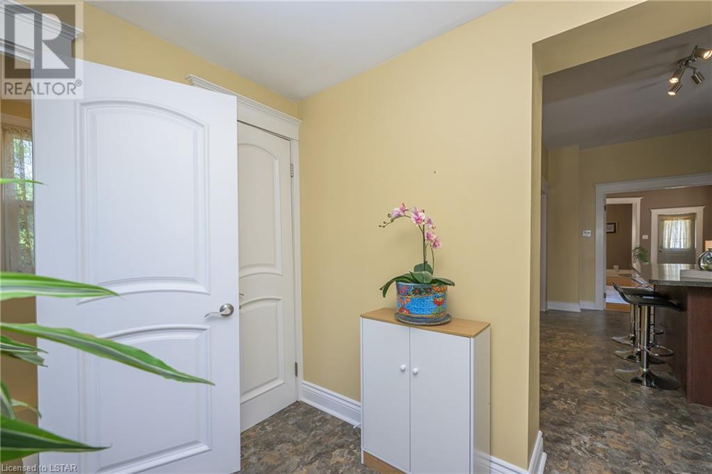 Listing 40477733 - Large Photo # 22