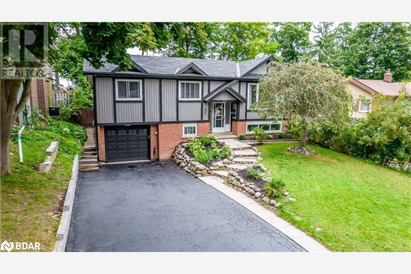 42 FARMINGDALE Crescent, Barrie