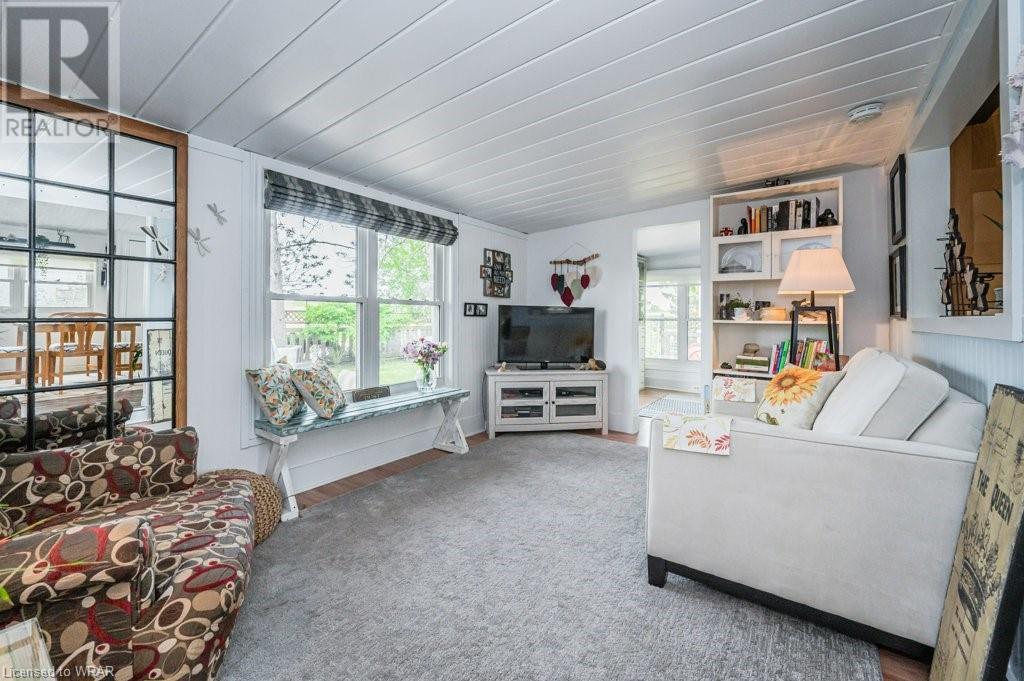 Listing 40477813 - Large Photo # 6
