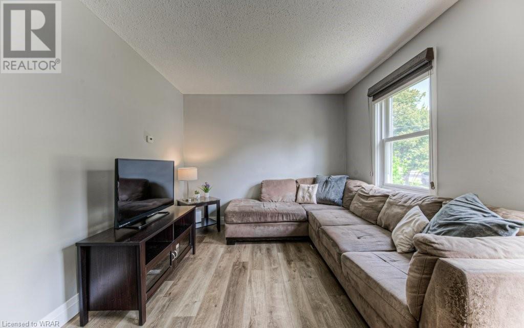 Listing 40477870 - Large Photo # 33