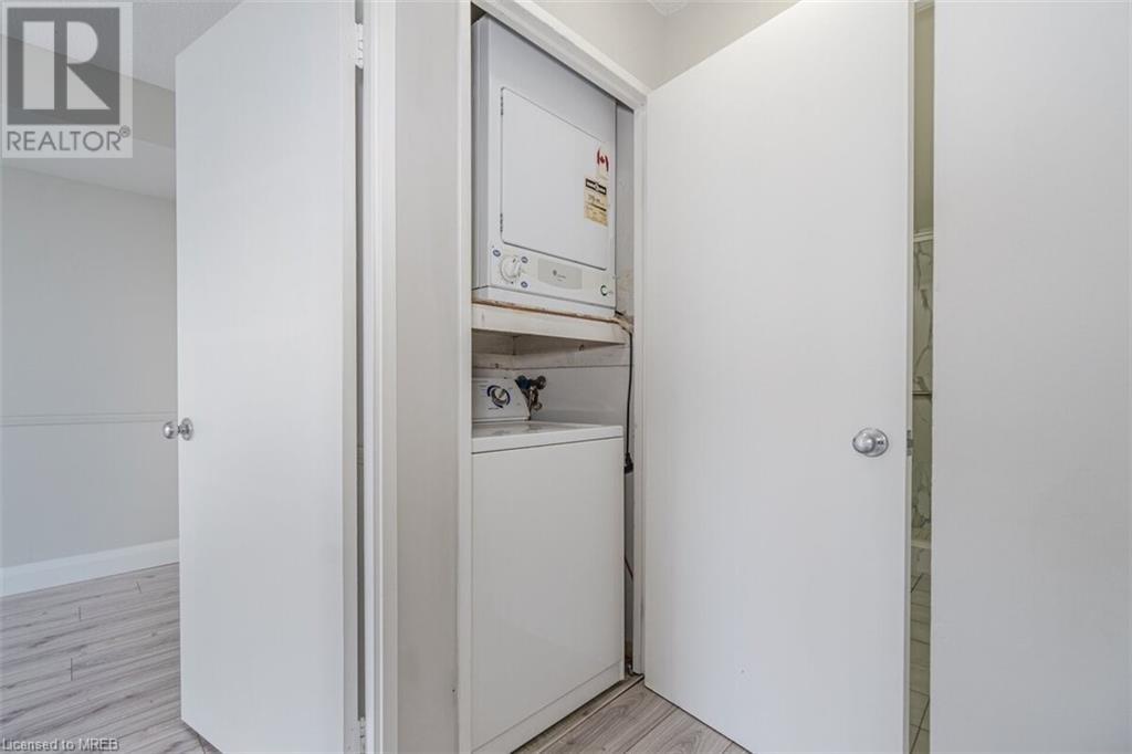 Listing 40478087 - Large Photo # 18