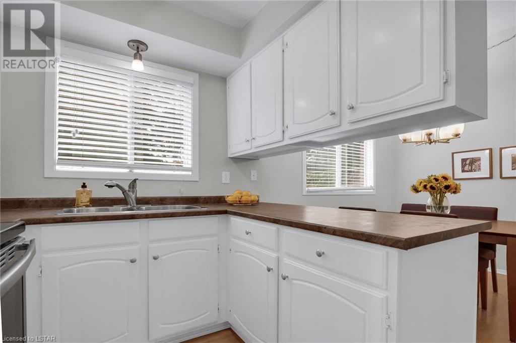 Listing 40478306 - Large Photo # 9
