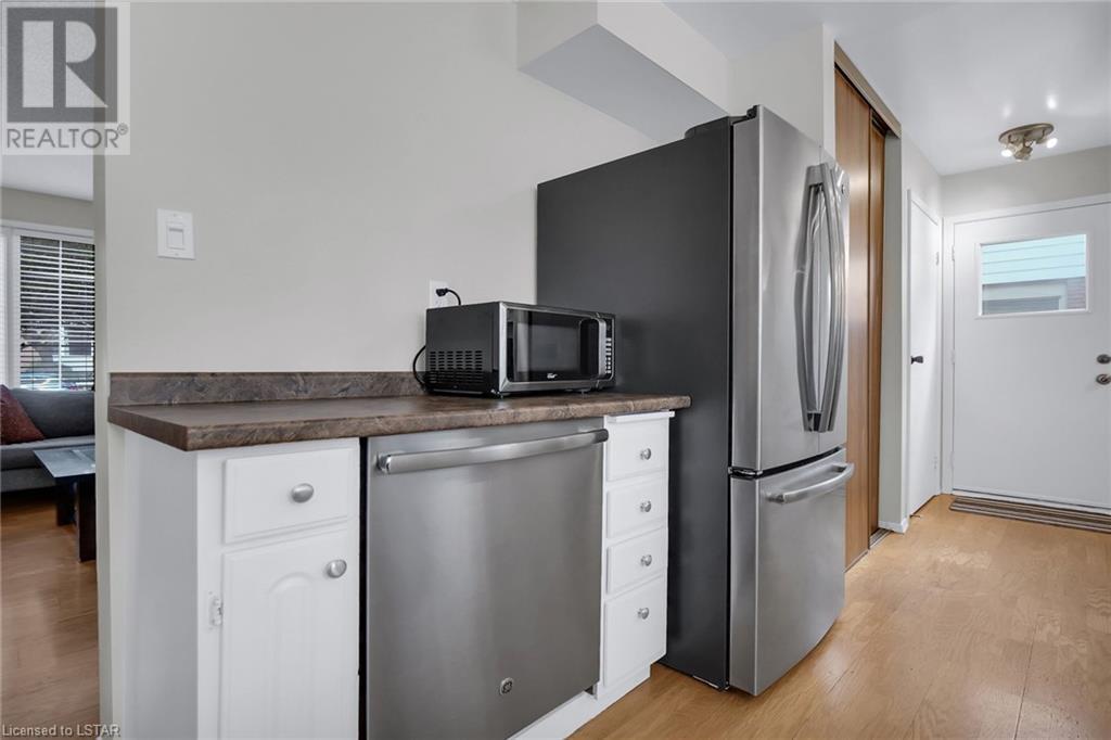 Listing 40478306 - Large Photo # 10