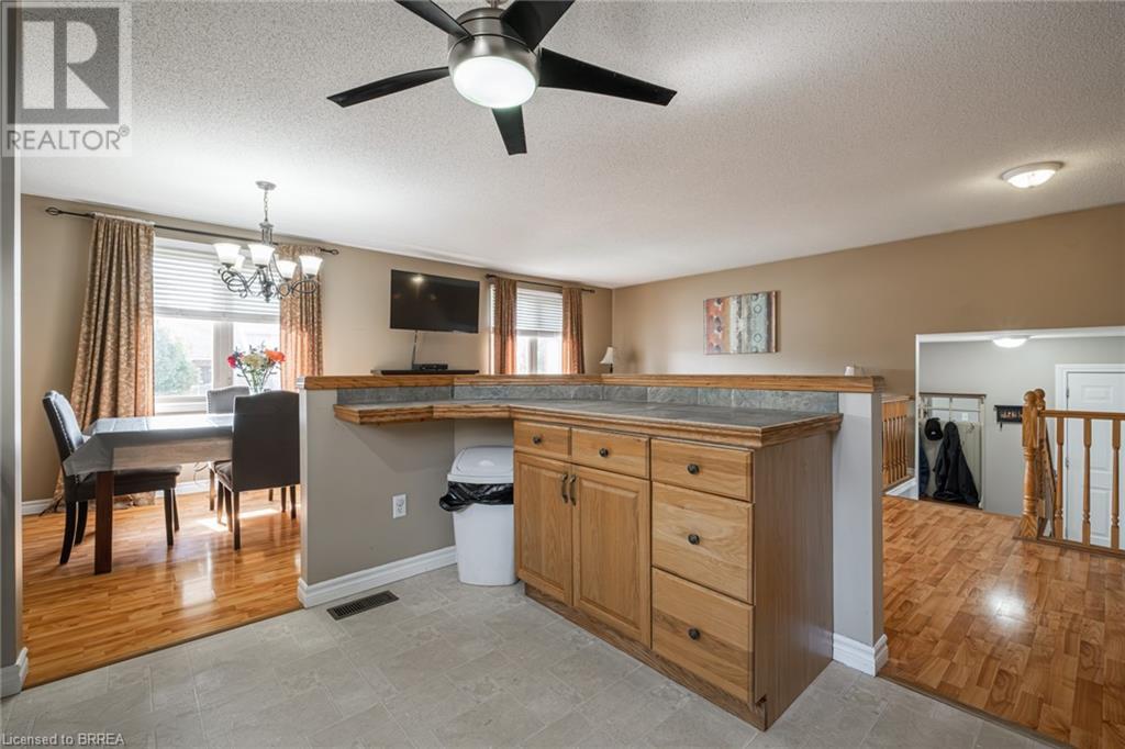 Listing 40478318 - Large Photo # 18