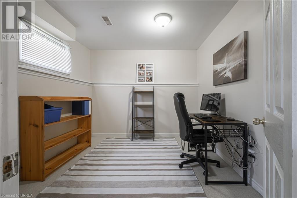 Listing 40478318 - Large Photo # 38