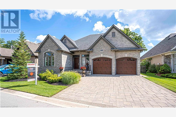 211 WOODHOLME Place, London