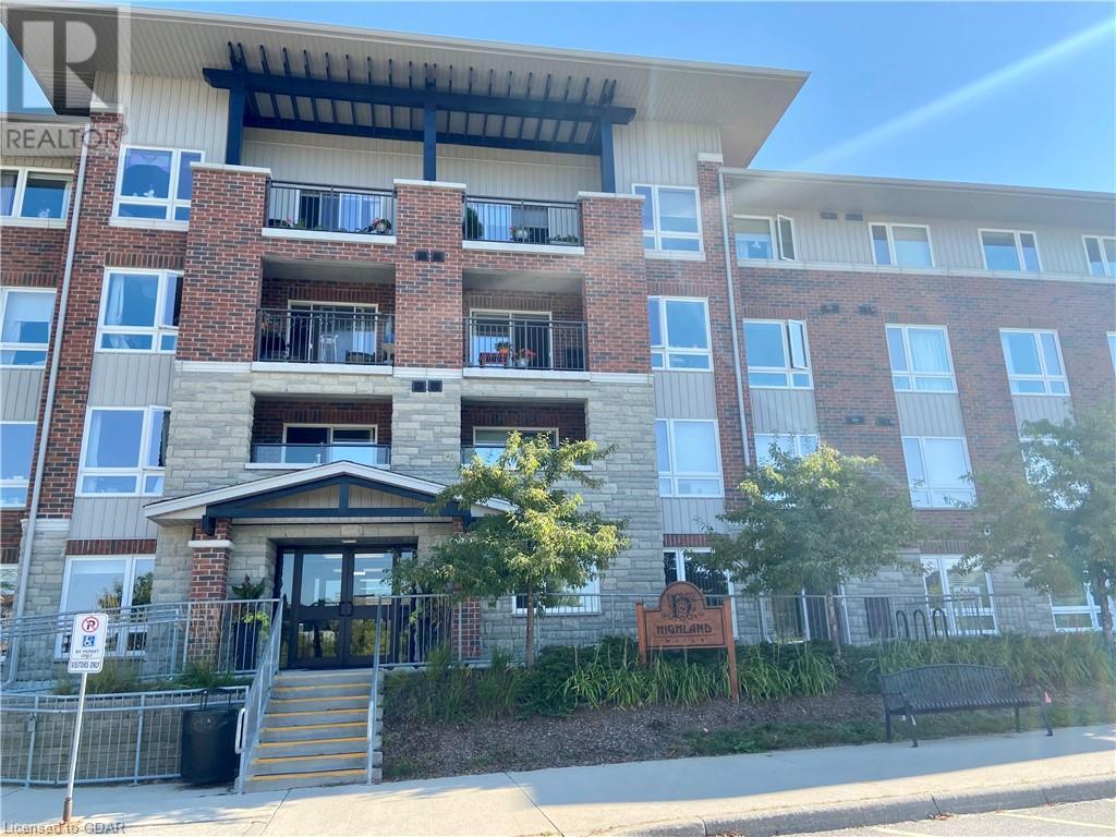 645 ST DAVID Street S Unit# 105
