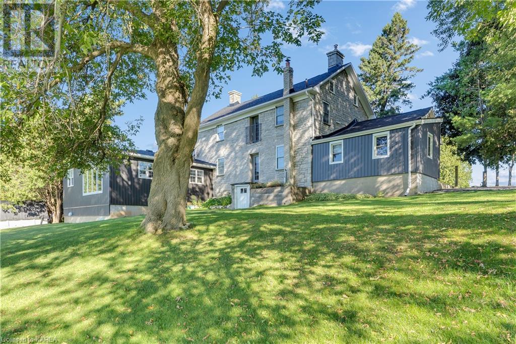 592 SIMMONS Road