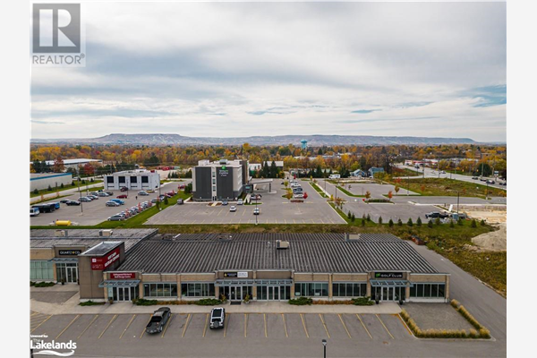 100 PRETTY RIVER Parkway S, Collingwood