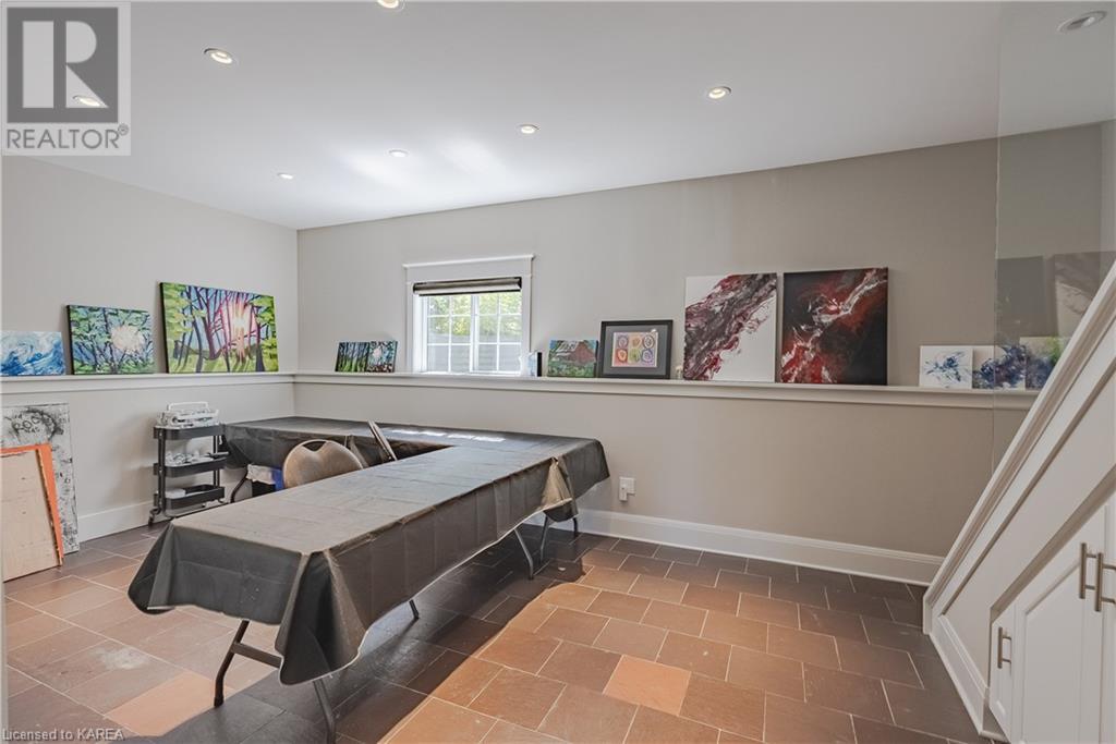 2489 QUABBIN Road