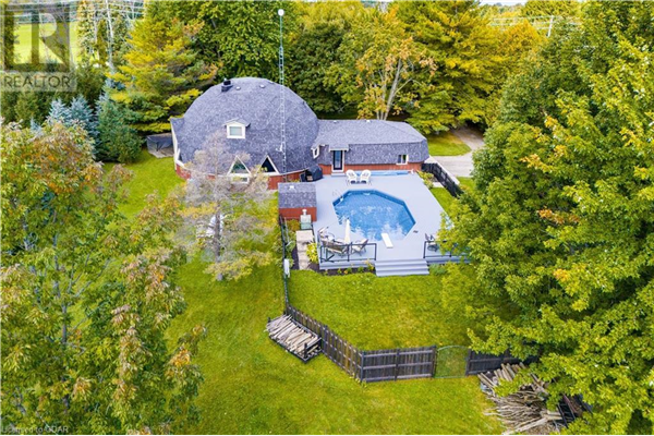 8261 SIDEROAD 30, Fergus