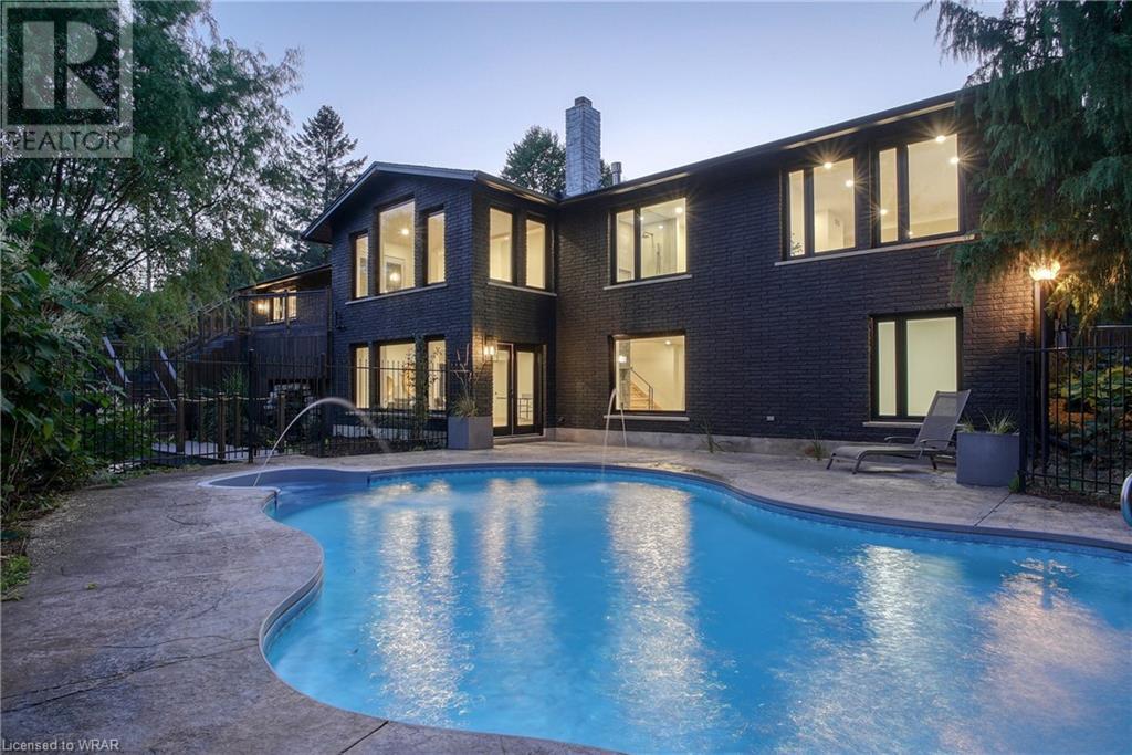 104 GRANDVIEW Drive