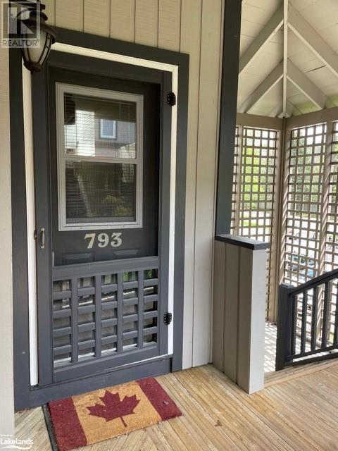 793 JOHNSTON PARK Avenue
