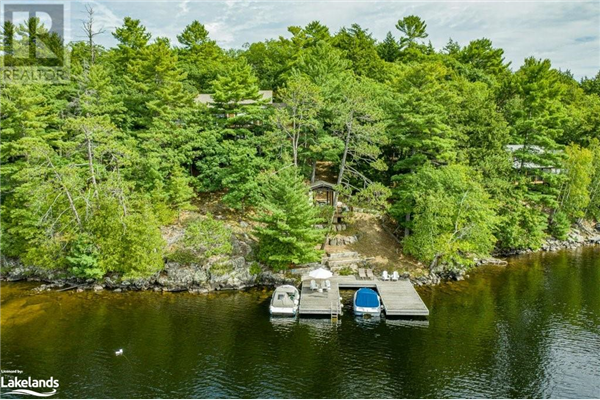 1096 EILEAN GOWAN Island, Bracebridge
