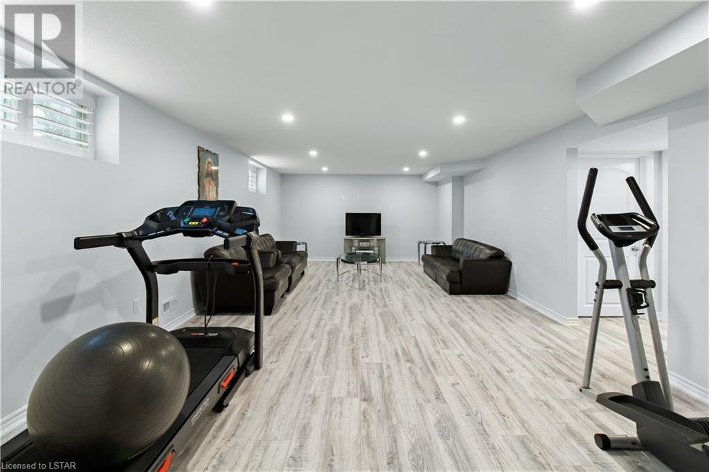 Listing 40479276 - Large Photo # 24