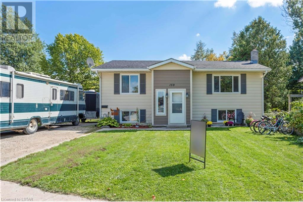 159 NICOLINE Avenue, Lucan
