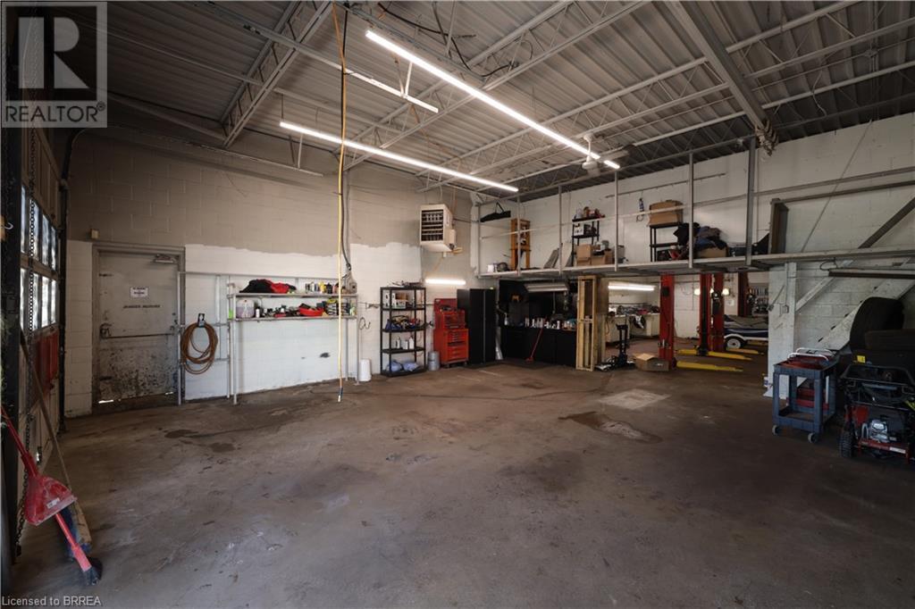 Listing 40479448 - Large Photo # 23
