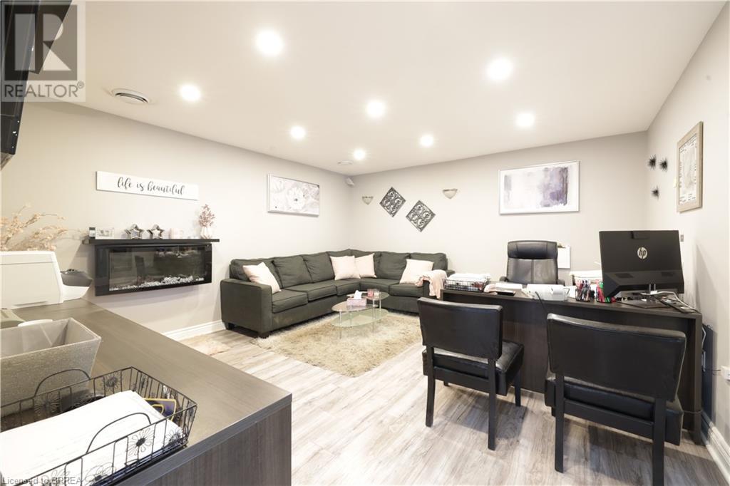 Listing 40479448 - Large Photo # 17