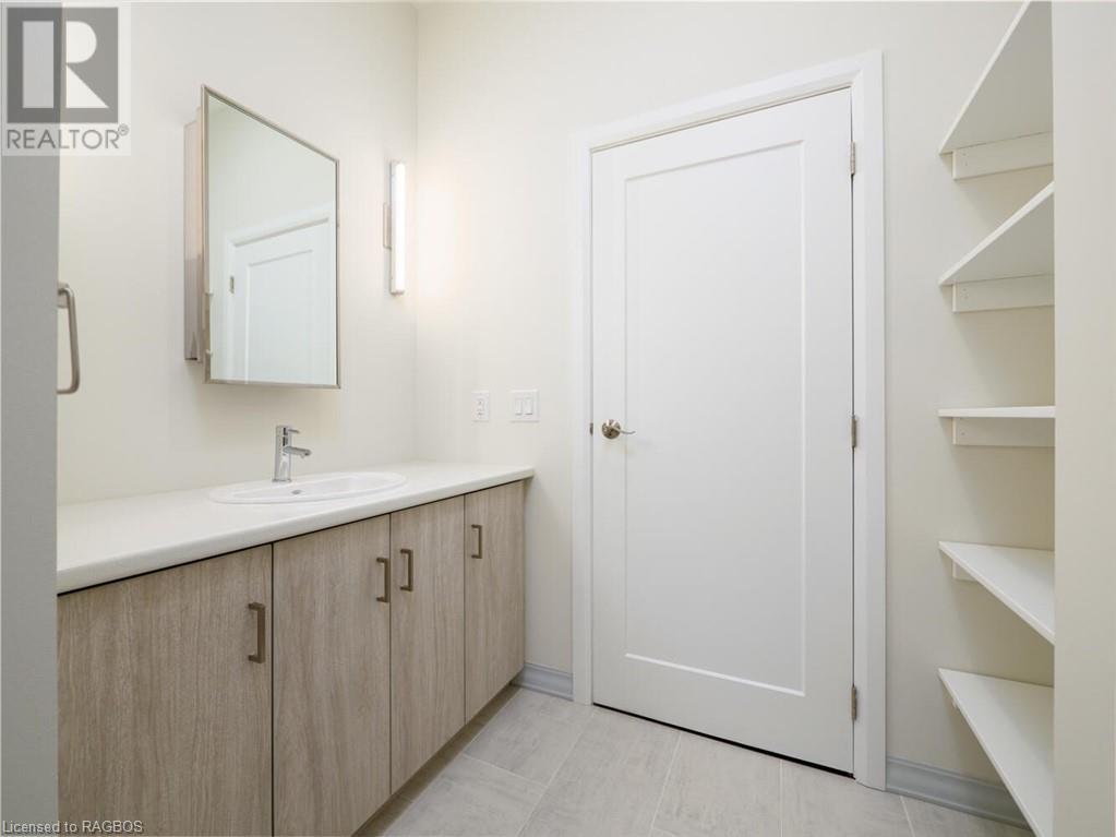 845 2ND Avenue E Unit# 203