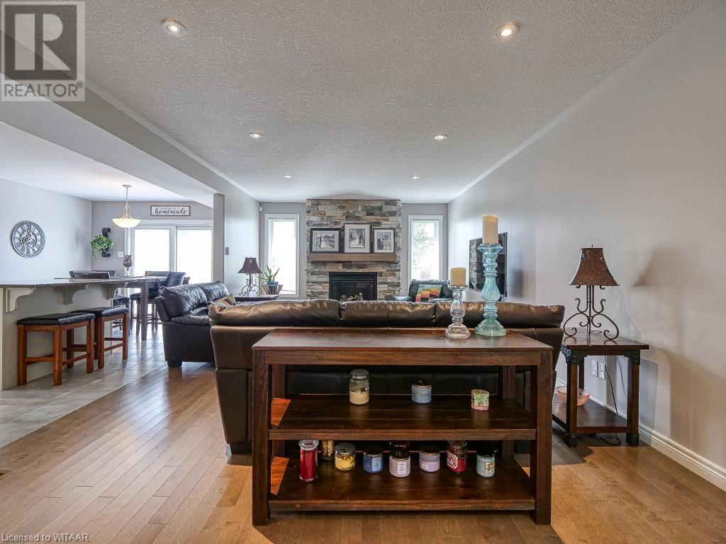 Listing 40479795 - Large Photo # 6