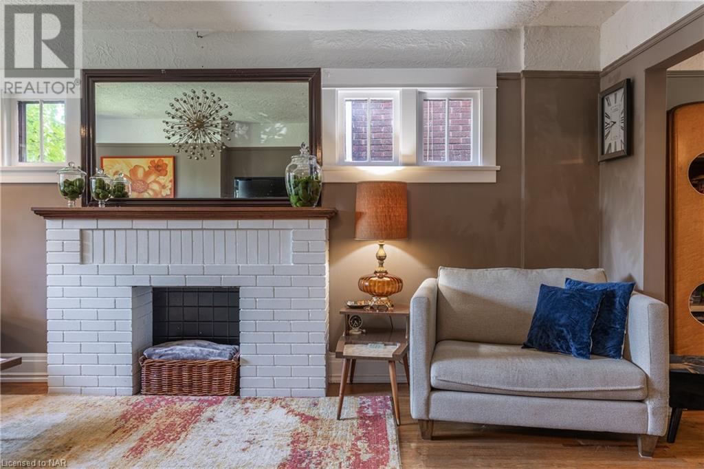 Listing 40480188 - Large Photo # 7