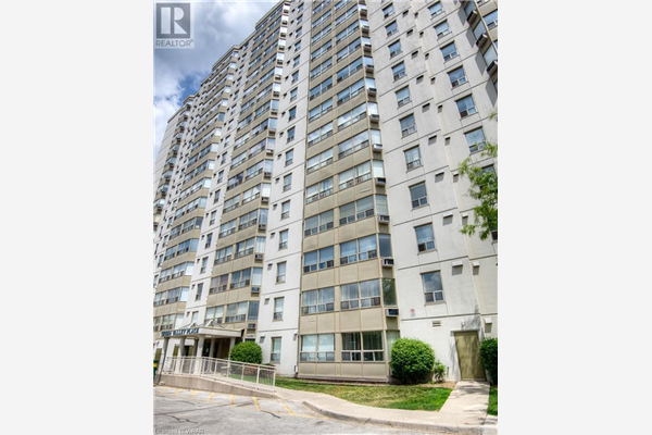 35 GREEN VALLEY Drive Unit# 214, Kitchener