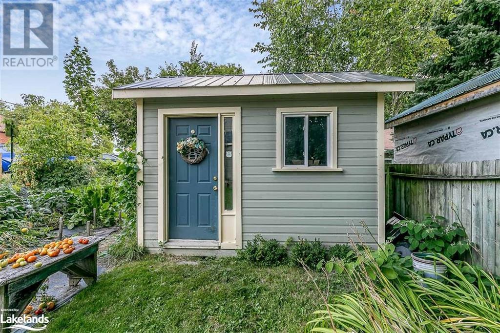 576 DOMINION Avenue