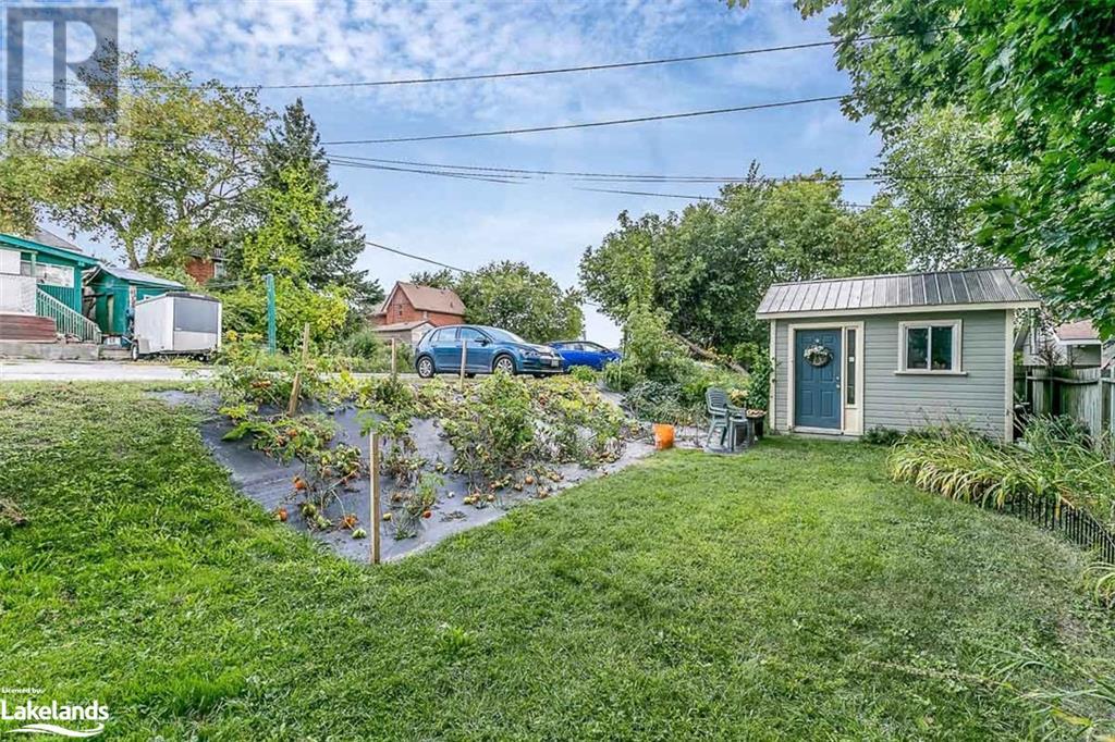 576 DOMINION Avenue