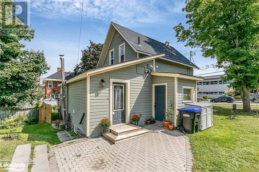 576 DOMINION Avenue