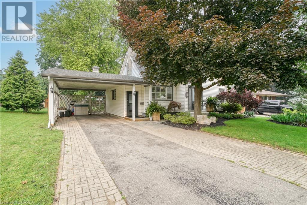 18 THORNTON Drive