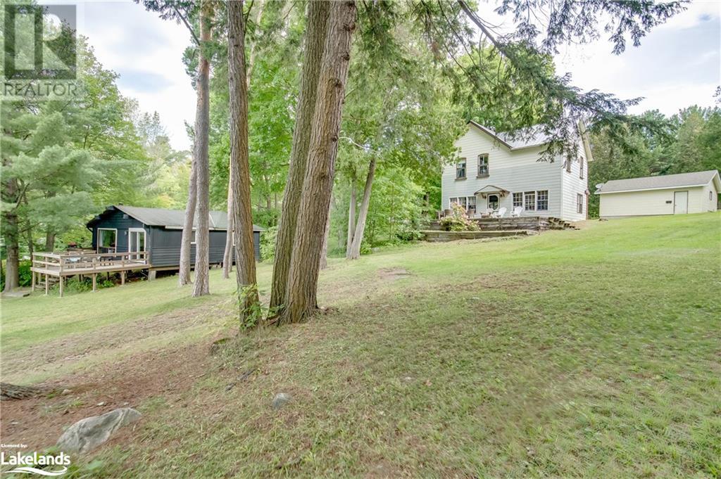 1113 MOON RIVER Road
