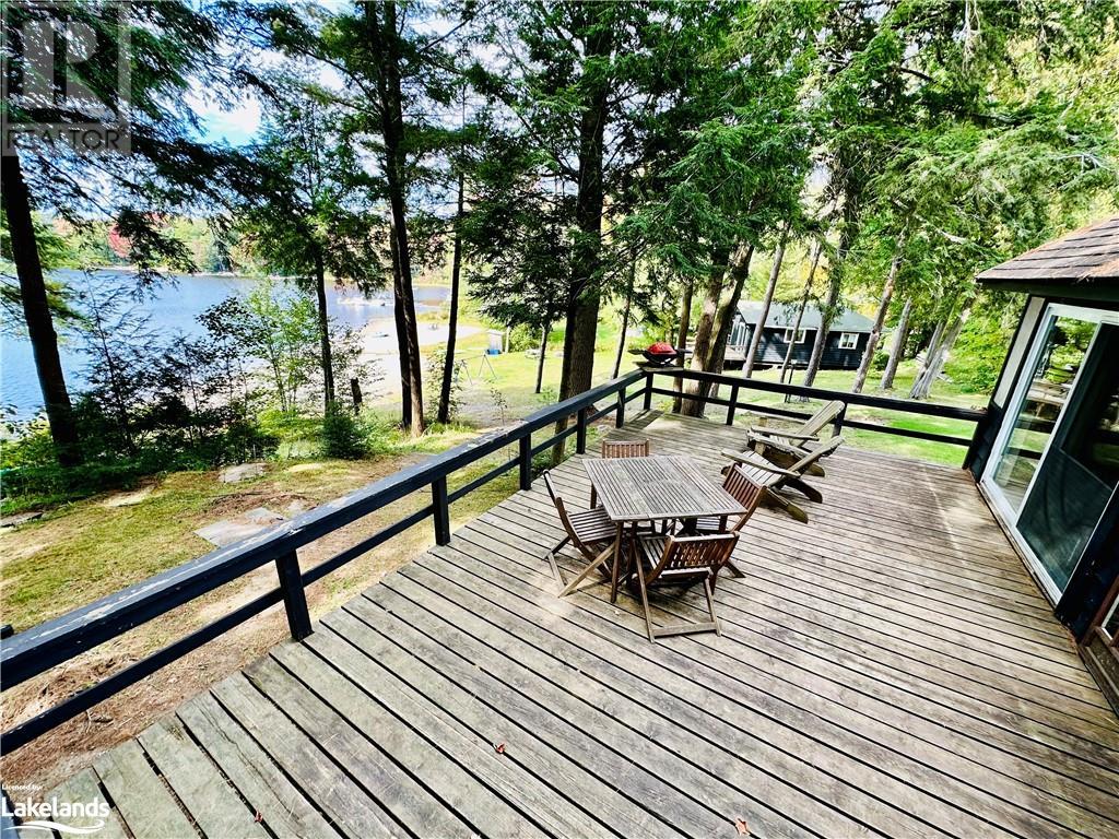 1113 MOON RIVER Road