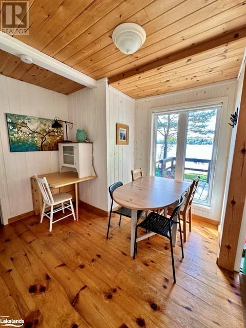 1113 MOON RIVER Road