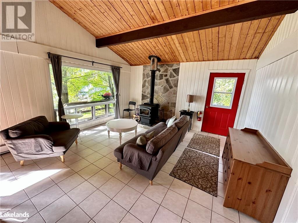 1113 MOON RIVER Road
