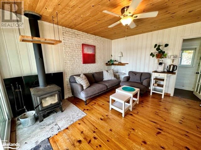 1113 MOON RIVER Road