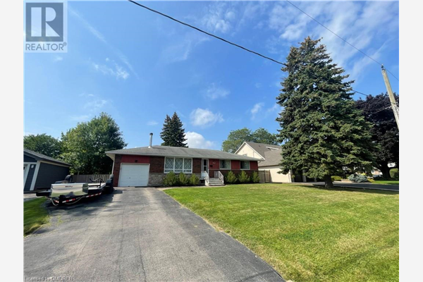 374 SAWYER Road, Oakville