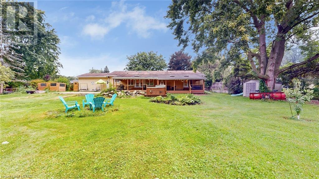 216 OAKCREST Drive