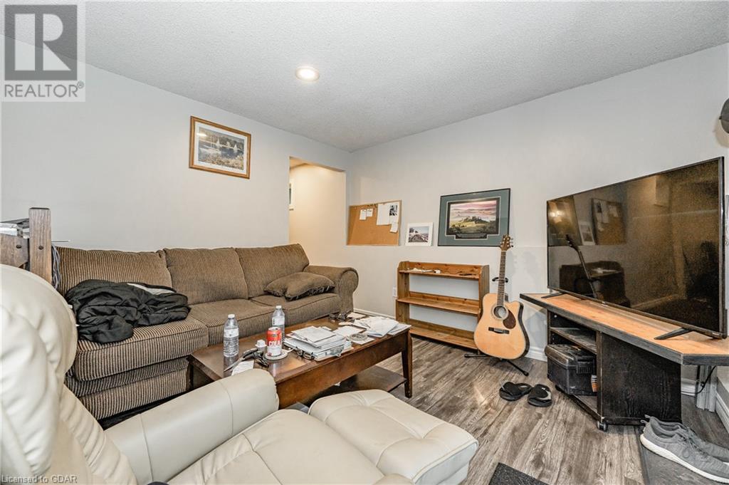 Listing 40480475 - Large Photo # 35
