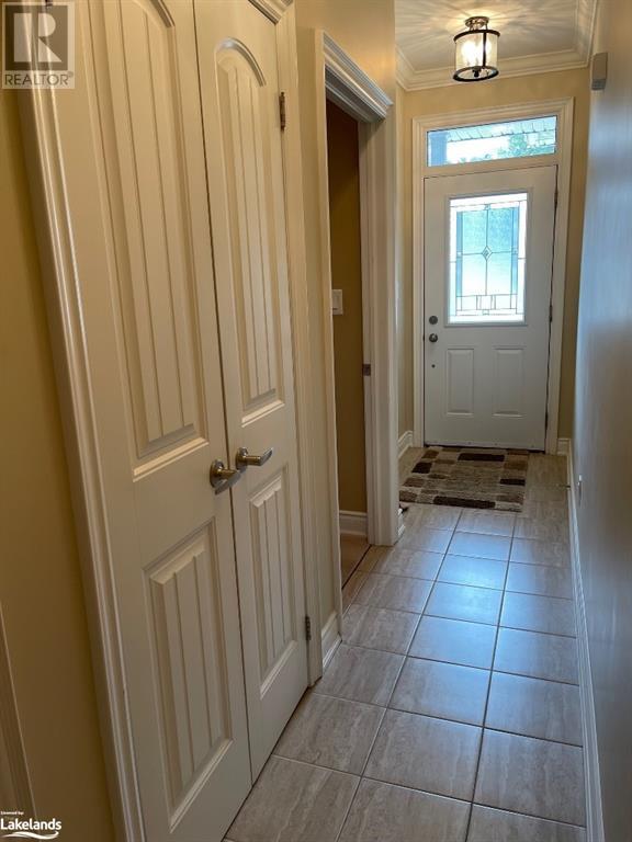 18 MAPLE Court